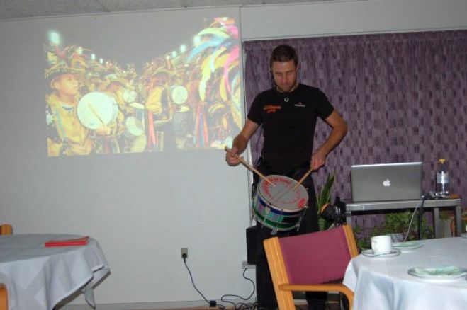 Rasmus Krat underholdt om Brasilien på Ældrecenteret​