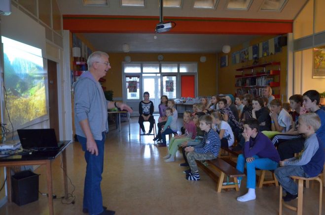 Børnene på Fur Friskole sender tøj til Rumænien