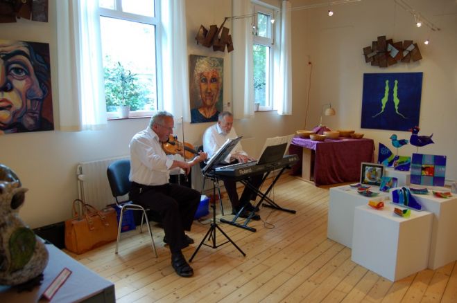 Sommerudstilling i Fur Forsamlingshus - Se video